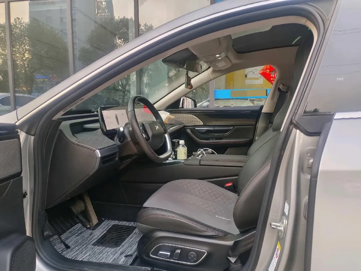 2023 Xpeng P7 BEV 70.8KWH,autocango,china used car exporter,china ev exporter,chinese used car exporter,chinese used ev exporter