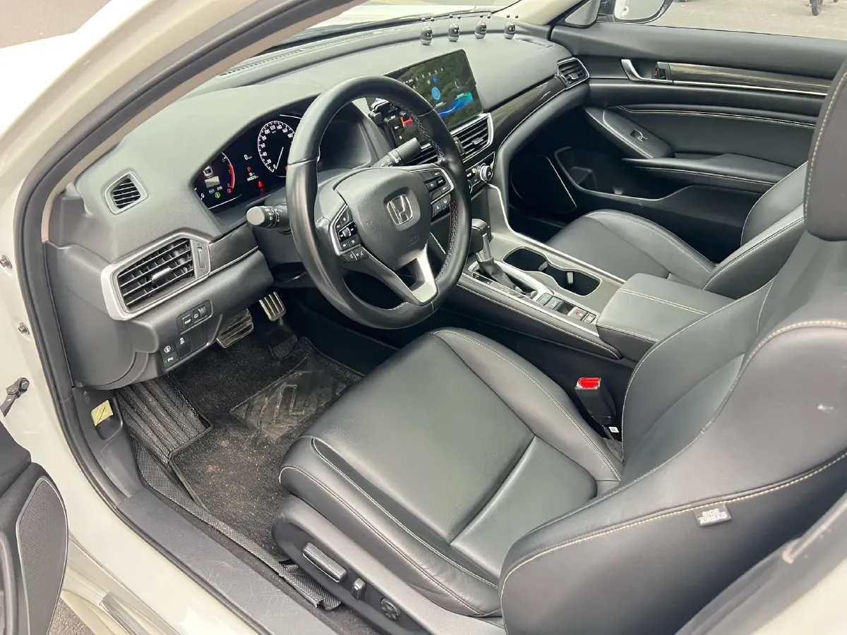 2022 Honda Accord 1.5T 194HP L4 CVT,autocango,china used car exporter,china ev exporter,chinese used car exporter,chinese used ev exporter