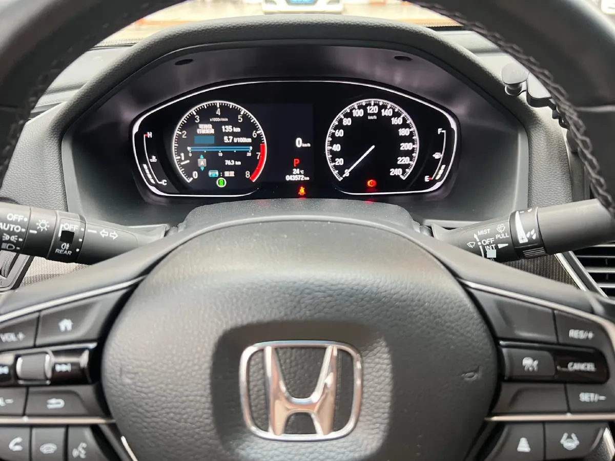 2022 Honda Accord 1.5T 194HP L4 CVT,autocango,china used car exporter,china ev exporter,chinese used car exporter,chinese used ev exporter