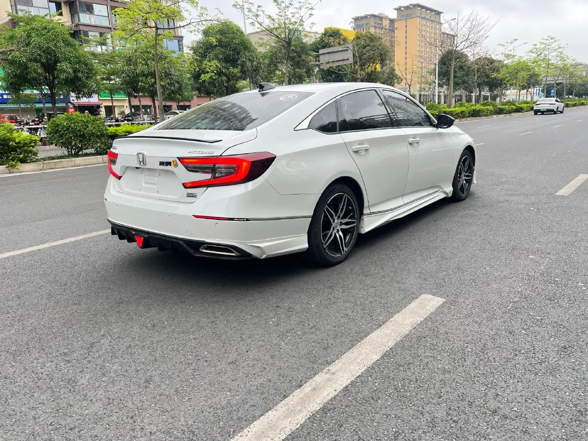 2022 Honda Accord 1.5T 194HP L4 CVT,autocango,china used car exporter,china ev exporter,chinese used car exporter,chinese used ev exporter