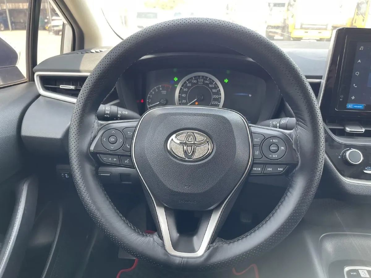 2021 Toyota Corolla 1.2T 116HP L4 CVT,autocango,china used car exporter,china ev exporter,chinese used car exporter,chinese used ev exporter