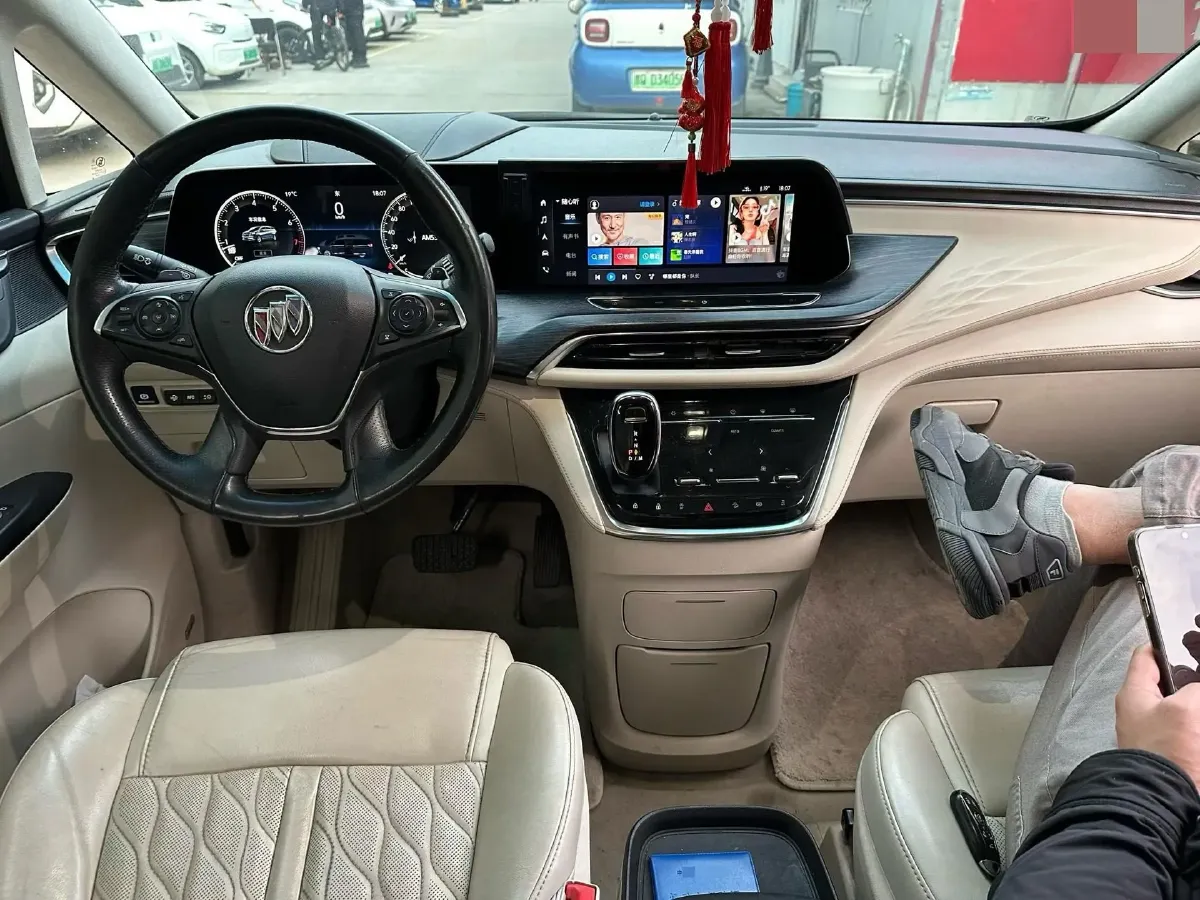 2020 Buick GL8 2.0T 237HP L4 9AT,autocango,china used car exporter,china ev exporter,chinese used car exporter,chinese used ev exporter