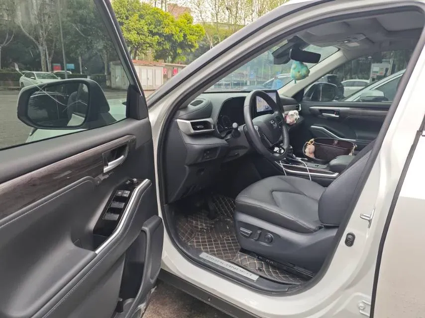 2024 Toyota Highlander 2.5L 189HP L4 E-CVT Hybrid,autocango,china used car exporter,china ev exporter,chinese used car exporter,chinese used ev exporter