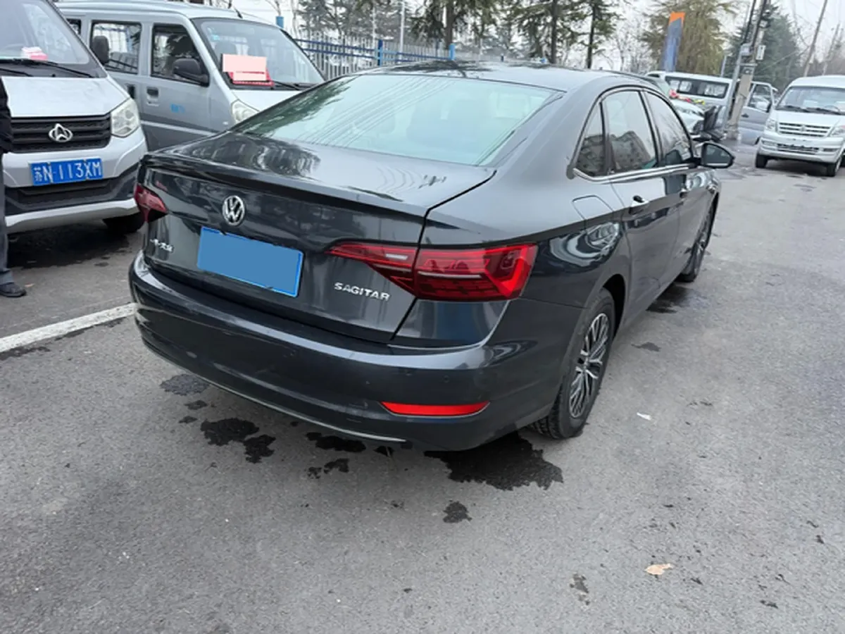 2019 Jeep Renegade 1.3T 173HP L4 7DCT,autocango,china used car exporter,china ev exporter,chinese used car exporter,chinese used ev exporter