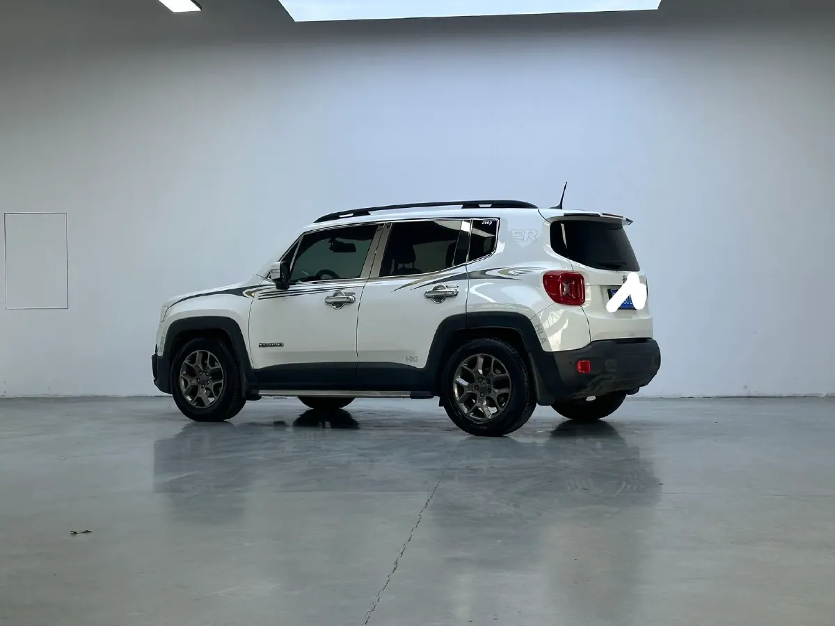 2018 Jeep Renegade 1.4T 150HP L4 7DCT,autocango,china used car exporter,china ev exporter,chinese used car exporter,chinese used ev exporter