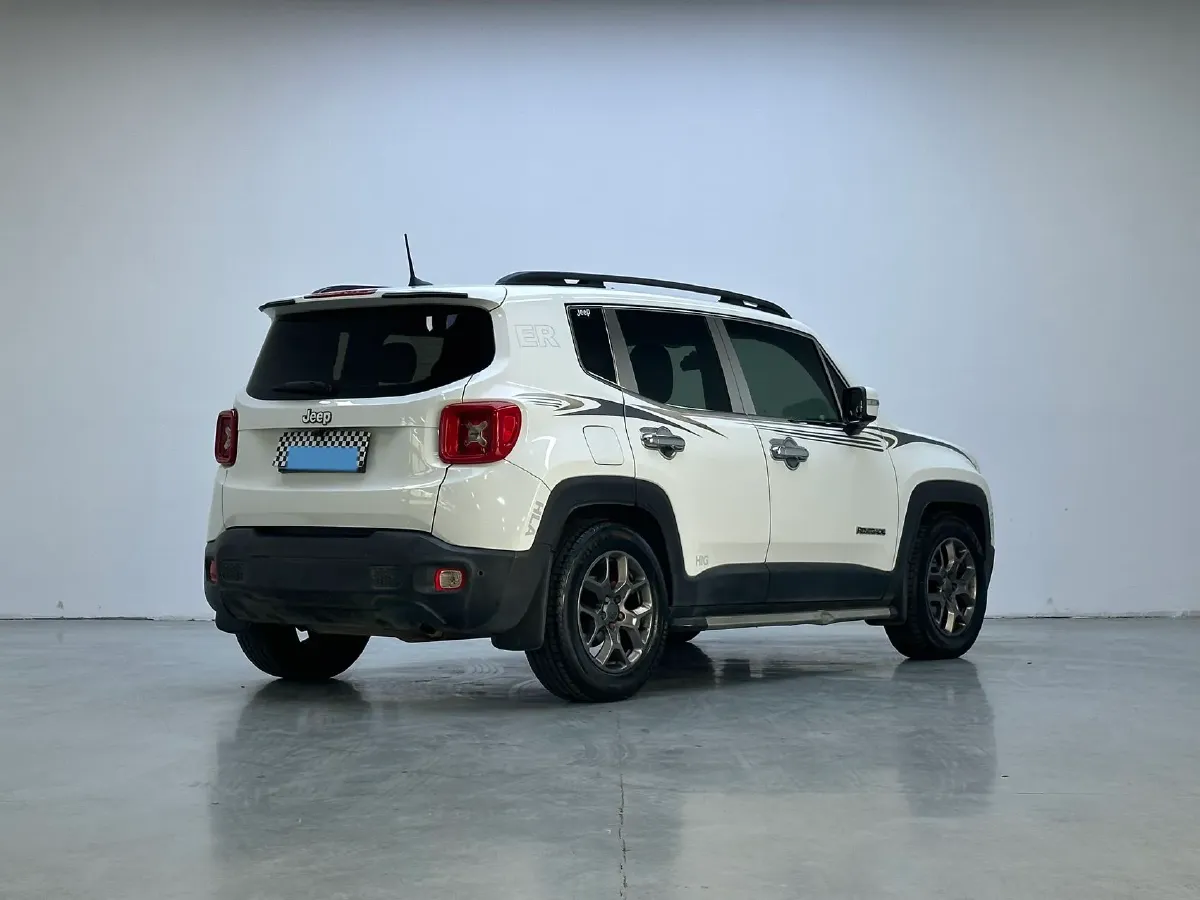 2018 Jeep Renegade 1.4T 150HP L4 7DCT,autocango,china used car exporter,china ev exporter,chinese used car exporter,chinese used ev exporter