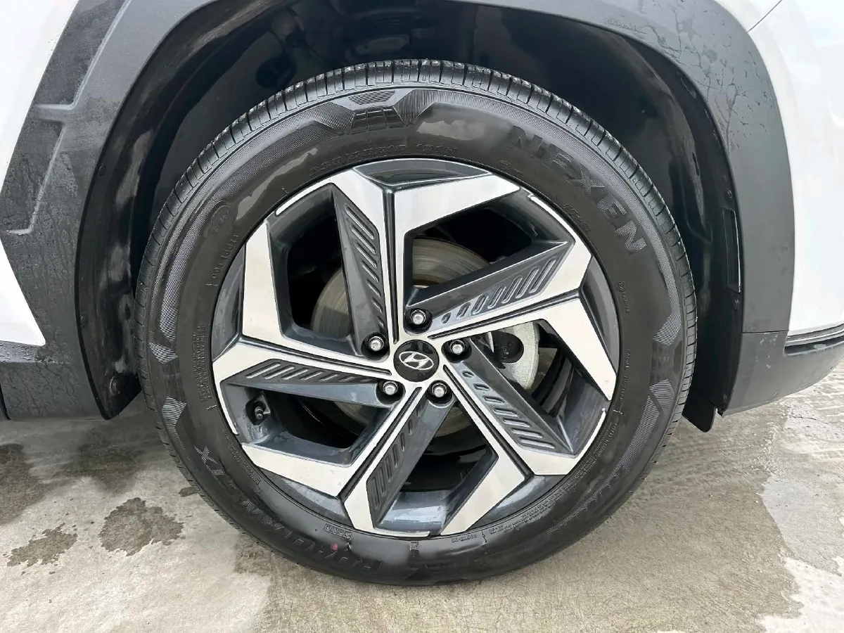2021 Hyundai Tucson 1.5T 200HP L4 7DCT,autocango,china used car exporter,china ev exporter,chinese used car exporter,chinese used ev exporter