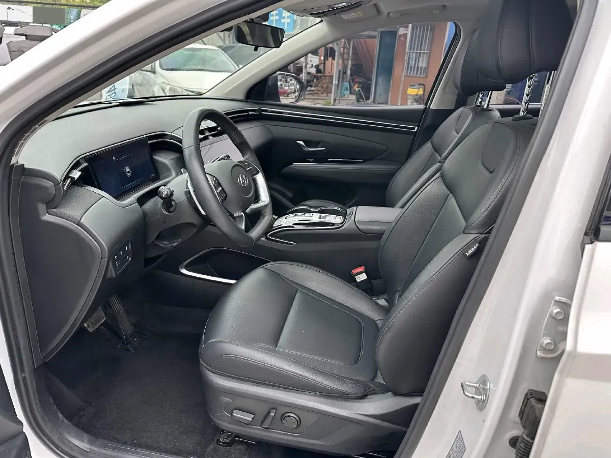 2021 Hyundai Tucson 1.5T 200HP L4 7DCT,autocango,china used car exporter,china ev exporter,chinese used car exporter,chinese used ev exporter