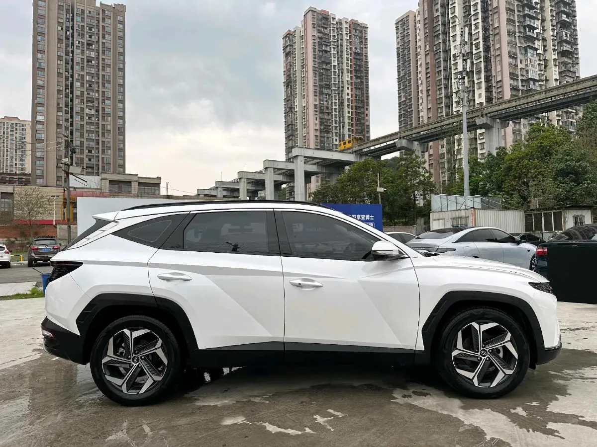 2021 Hyundai Tucson 1.5T 200HP L4 7DCT,autocango,china used car exporter,china ev exporter,chinese used car exporter,chinese used ev exporter