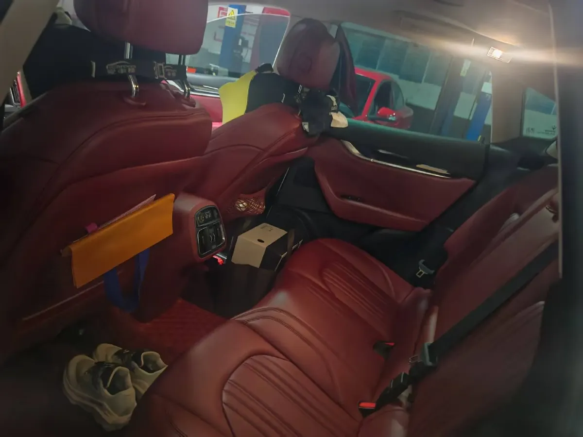 2018 Maserati Levante 3.0T 350HP V6 8AT,autocango,china used car exporter,china ev exporter,chinese used car exporter,chinese used ev exporter