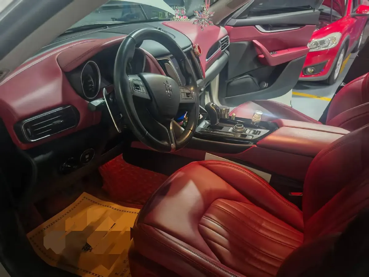 2018 Maserati Levante 3.0T 350HP V6 8AT,autocango,china used car exporter,china ev exporter,chinese used car exporter,chinese used ev exporter