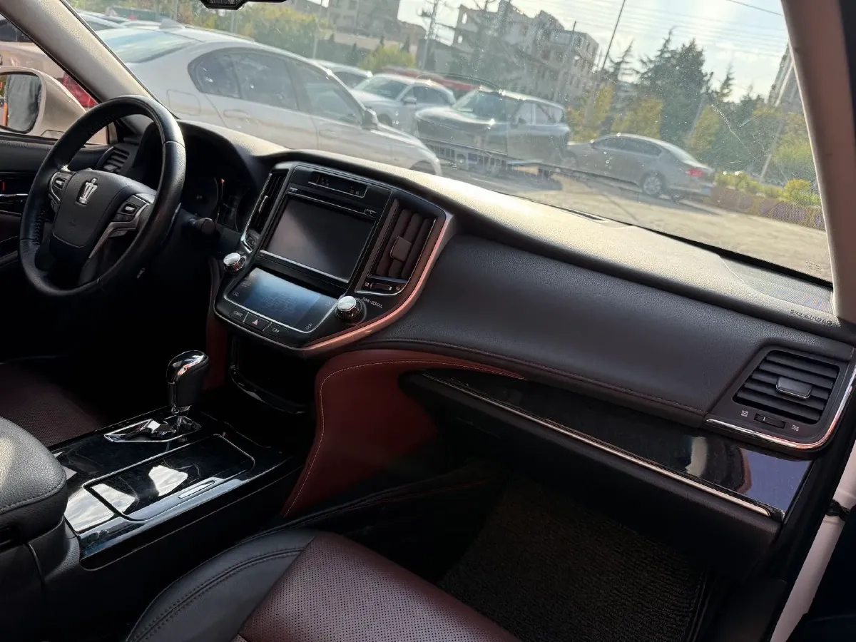 2018 Toyota Highlander 2.0T 220HP L4 6AT,autocango,china used car exporter,china ev exporter,chinese used car exporter,chinese used ev exporter