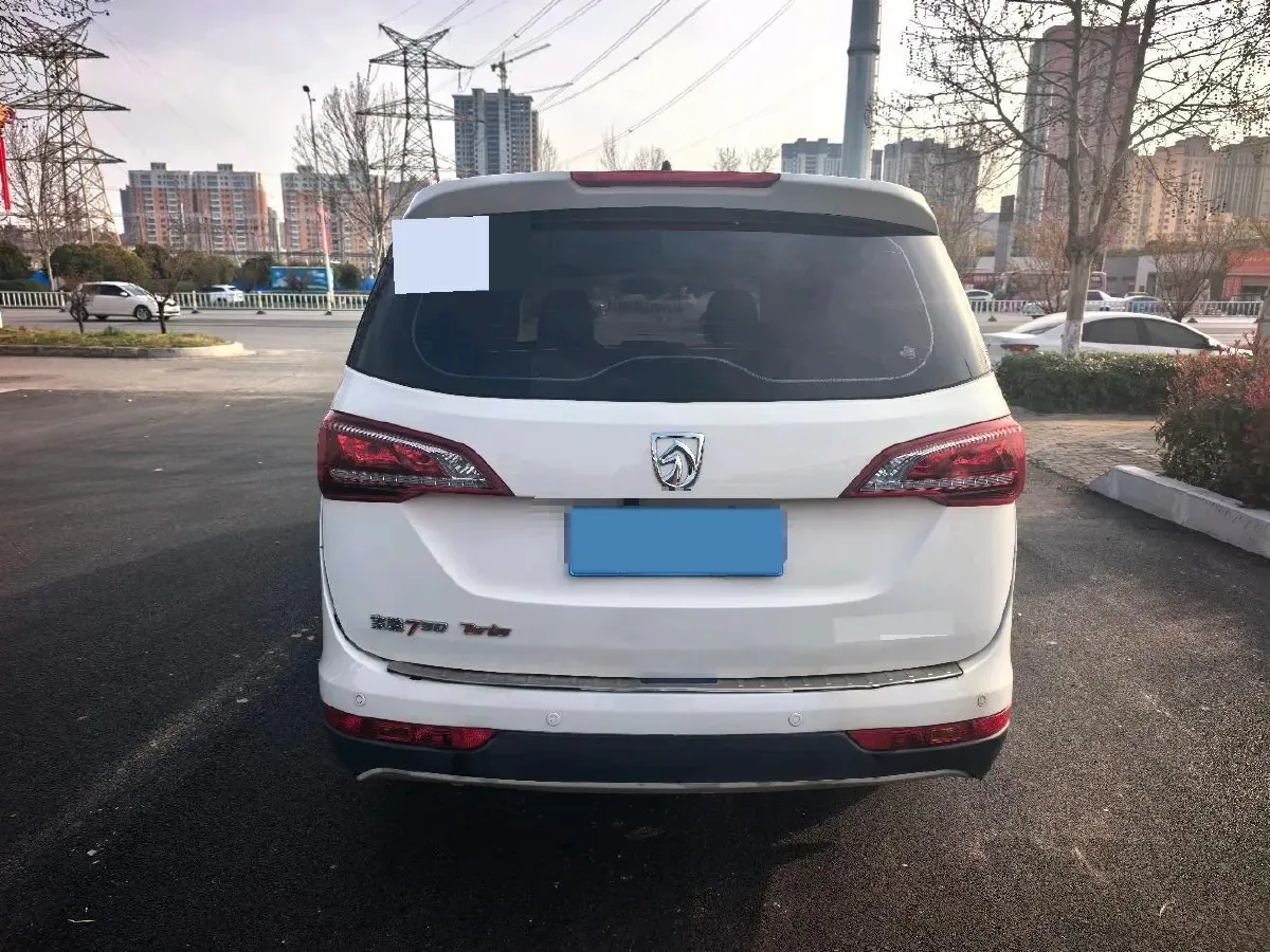 2019 BaoJun 730 1.5T 147HP L4 CVT,autocango,china used car exporter,china ev exporter,chinese used car exporter,chinese used ev exporter