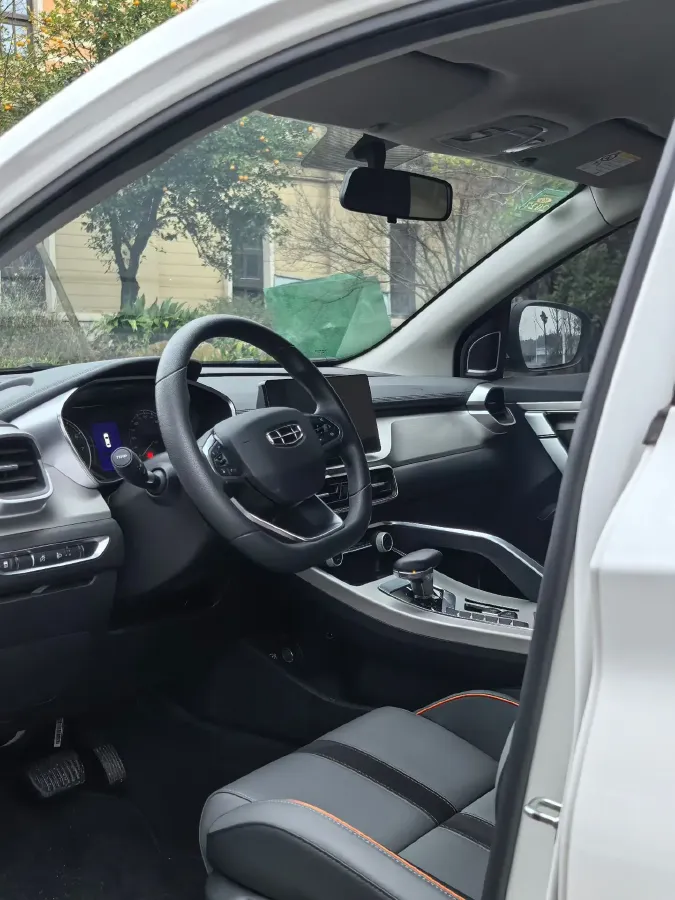 2024 Geely Coolray 1.5T 181HP L4 7DCT,autocango,china used car exporter,china ev exporter,chinese used car exporter,chinese used ev exporter