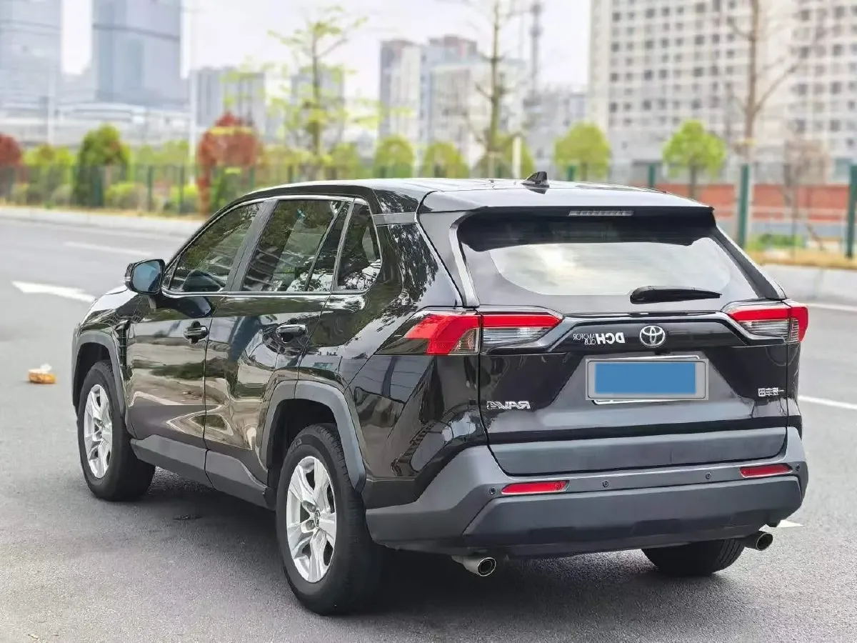 2021 Toyota RAV4 2.0L 171HP L4 CVT,autocango,china used car exporter,china ev exporter,chinese used car exporter,chinese used ev exporter