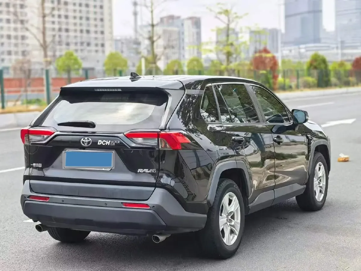 2021 Toyota RAV4 2.0L 171HP L4 CVT,autocango,china used car exporter,china ev exporter,chinese used car exporter,chinese used ev exporter