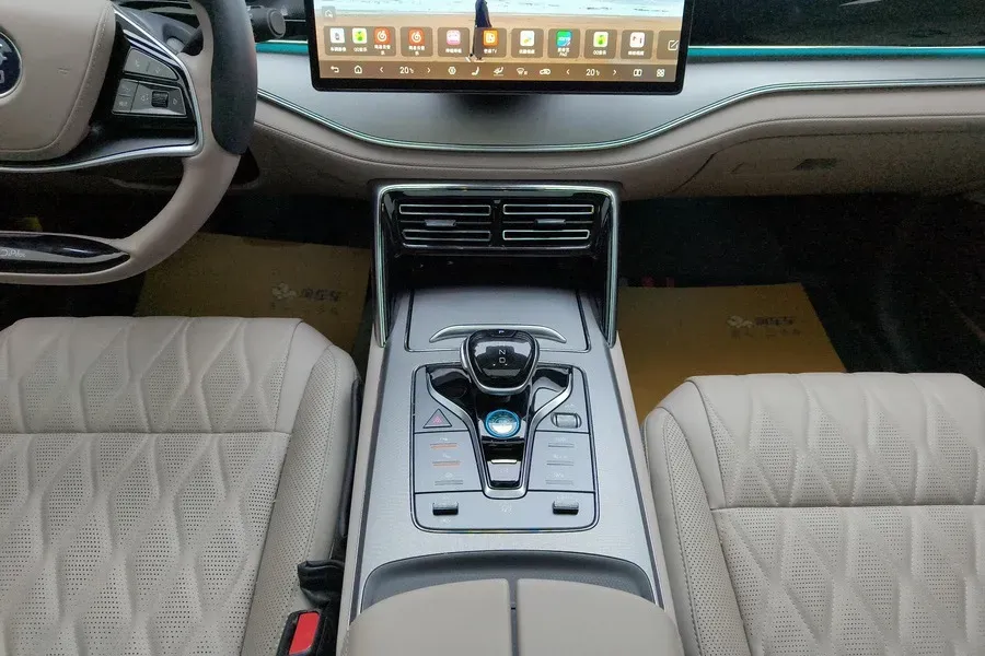 2024 BYD Tang 1.5T 139HP L4 E-CVT PHEV 21.504KWH,autocango,china used car exporter,china ev exporter,chinese used car exporter,chinese used ev exporter