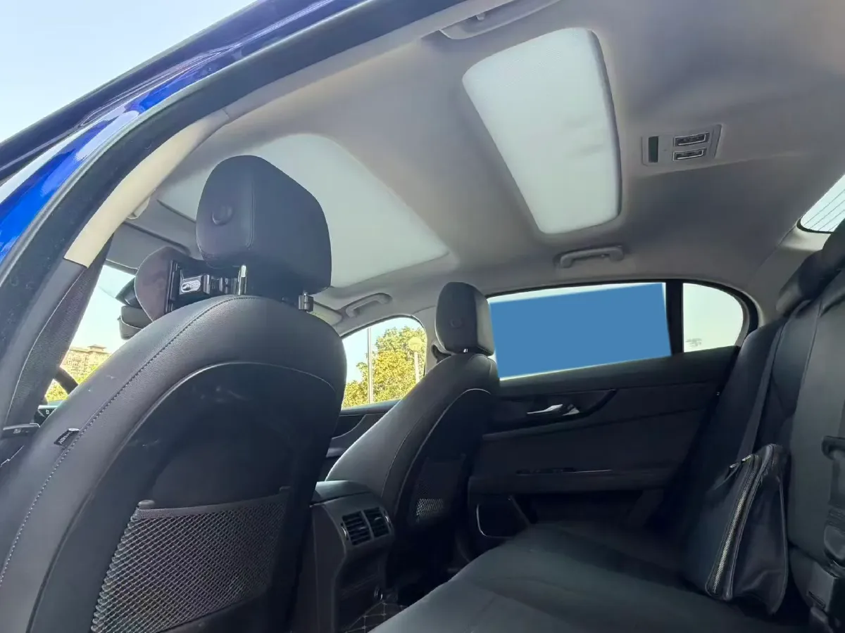 2018 BMW X2 2.0T 192HP L4 7DCT,autocango,china used car exporter,china ev exporter,chinese used car exporter,chinese used ev exporter