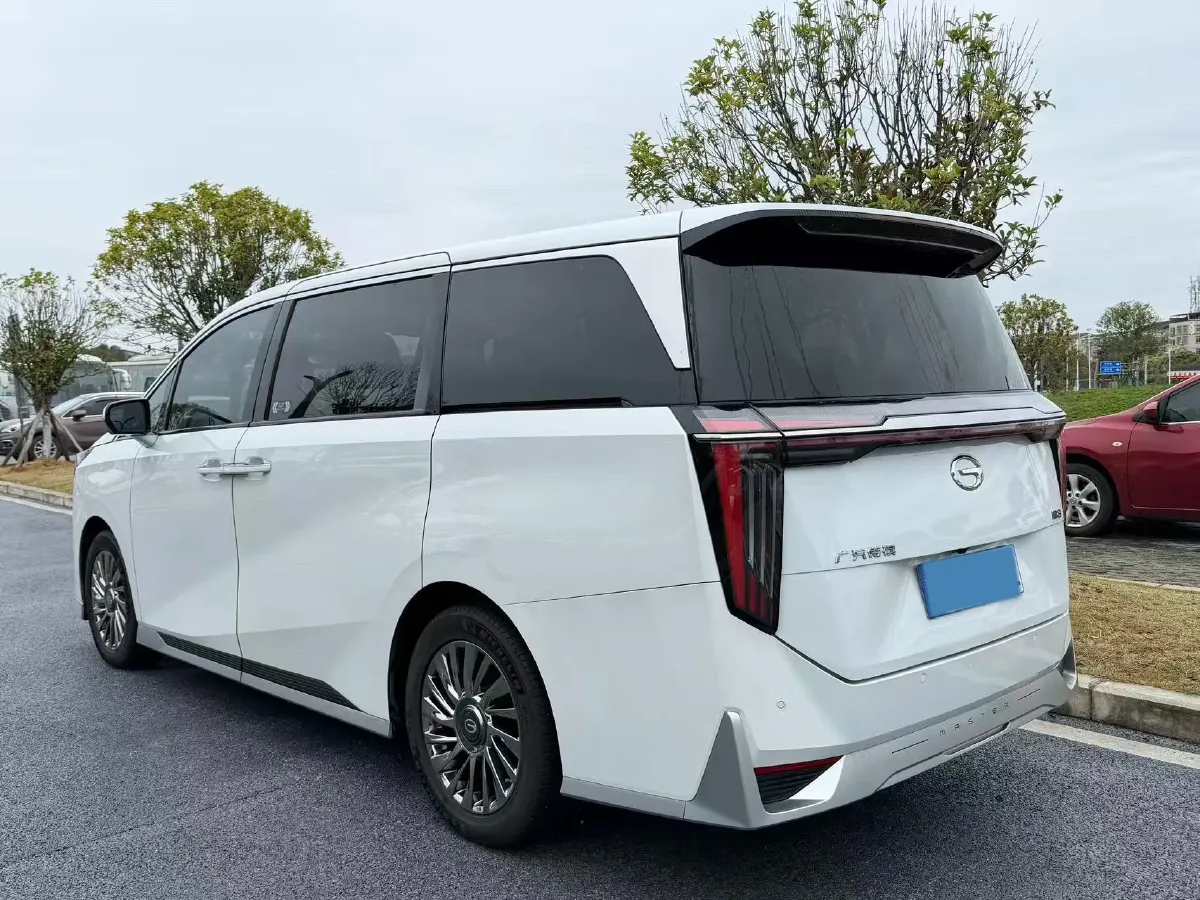 2023 GAC Trumpchi M8 2.0T 252HP L4 8AT,autocango,china used car exporter,china ev exporter,chinese used car exporter,chinese used ev exporter