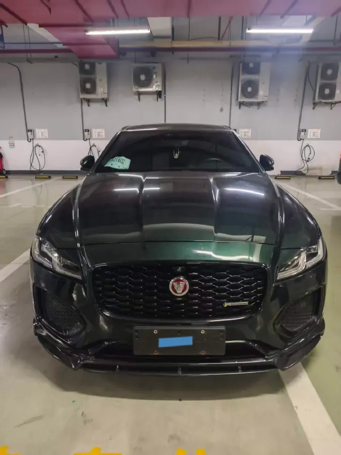 2021 Jaguar XFL 2.0T 250HP L4 8AT,autocango,china used car exporter,china ev exporter,chinese used car exporter,chinese used ev exporter