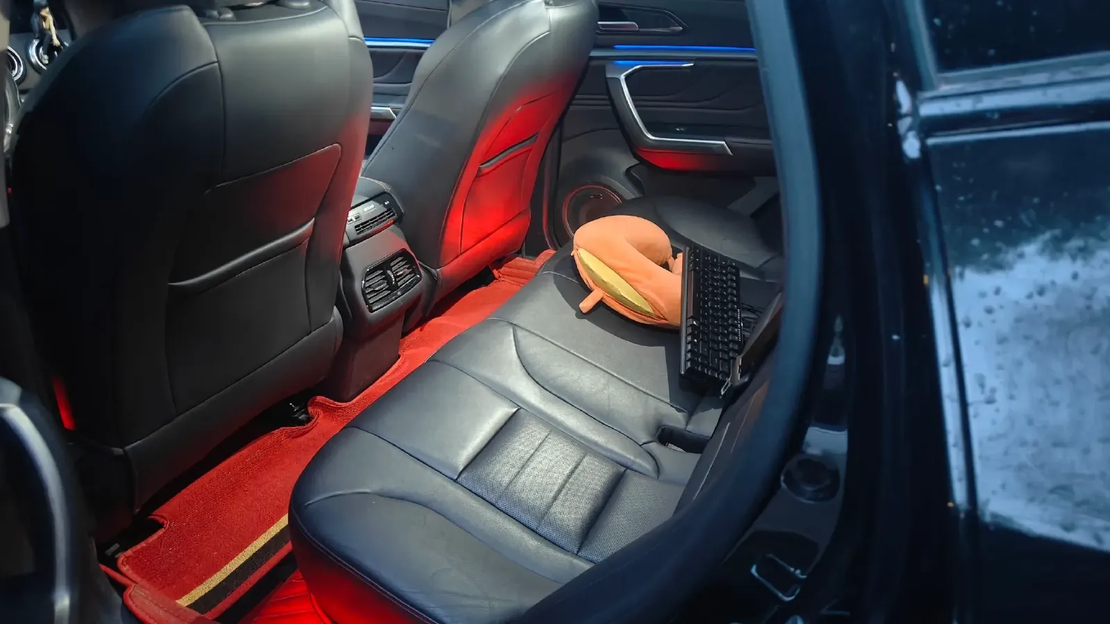 2019 WEY VV5 2.0T 197HP L4 7DCT,autocango,china used car exporter,china ev exporter,chinese used car exporter,chinese used ev exporter