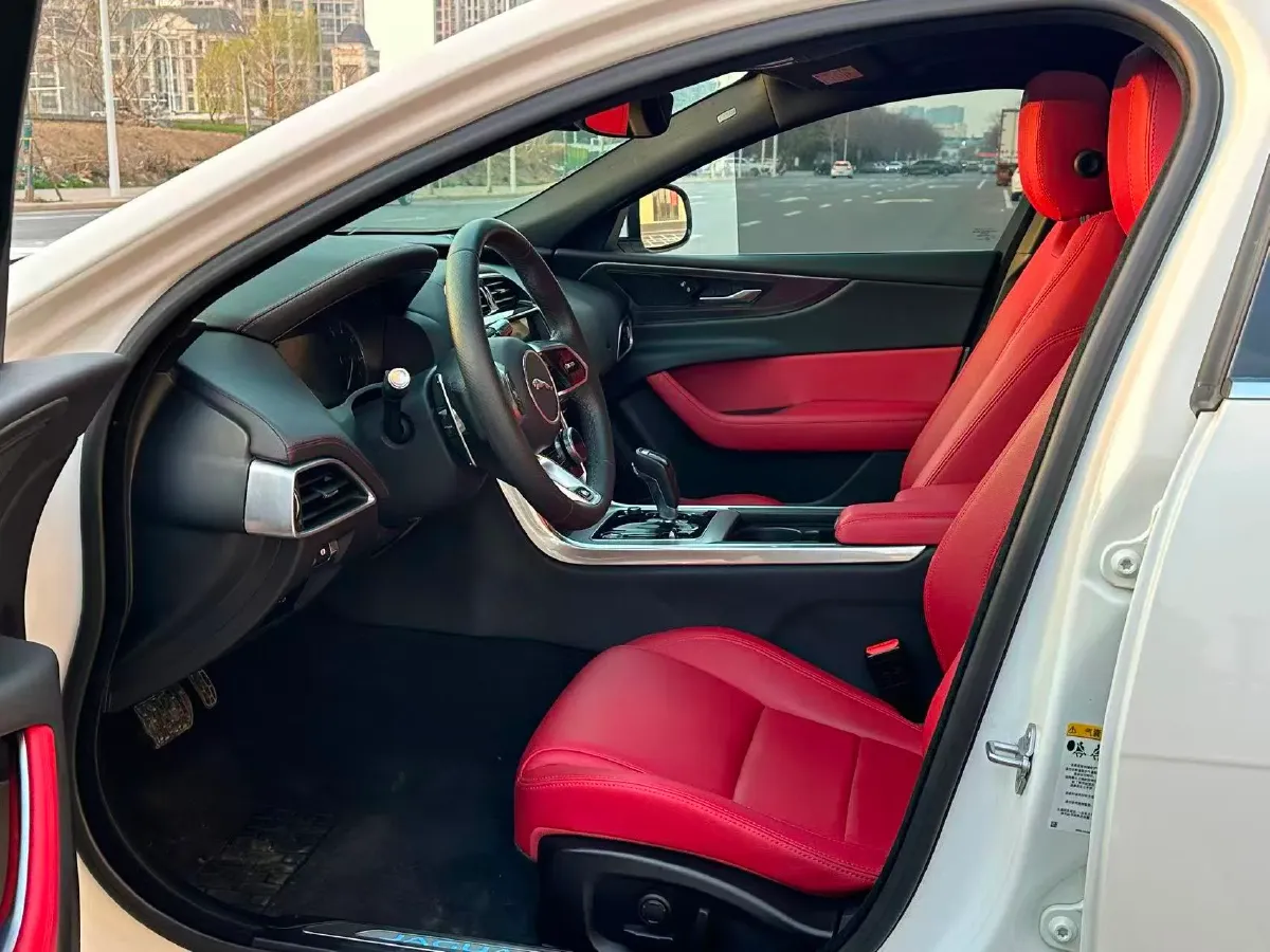 2020 Jaguar XEL 2.0T 200HP L4 8AT,autocango,china used car exporter,china ev exporter,chinese used car exporter,chinese used ev exporter