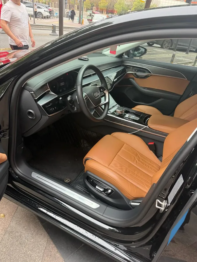 2023 Audi A8 2.0T 265HP L4 8AT,autocango,china used car exporter,china ev exporter,chinese used car exporter,chinese used ev exporter