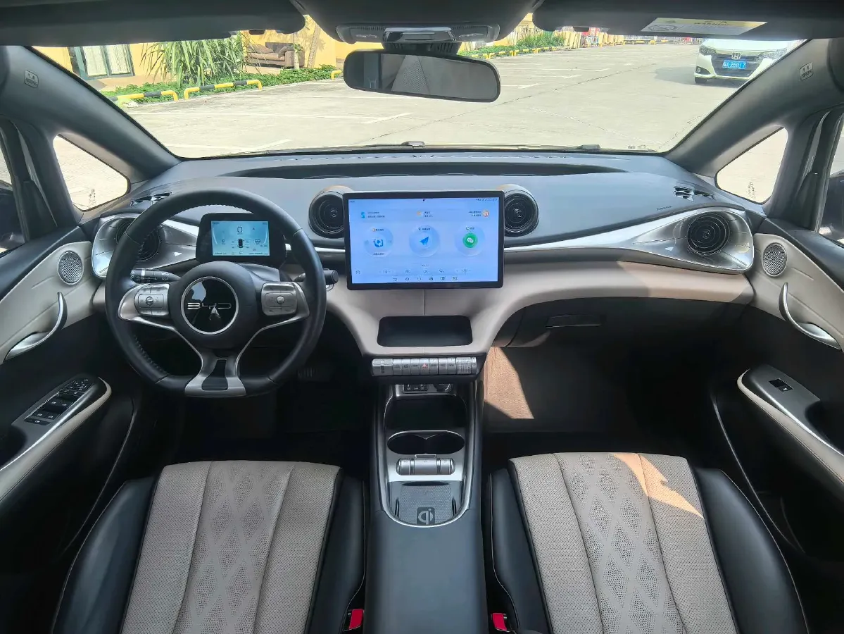 2023 BYD Dolphin BEV 44.928KWH,autocango,china used car exporter,china ev exporter,chinese used car exporter,chinese used ev exporter