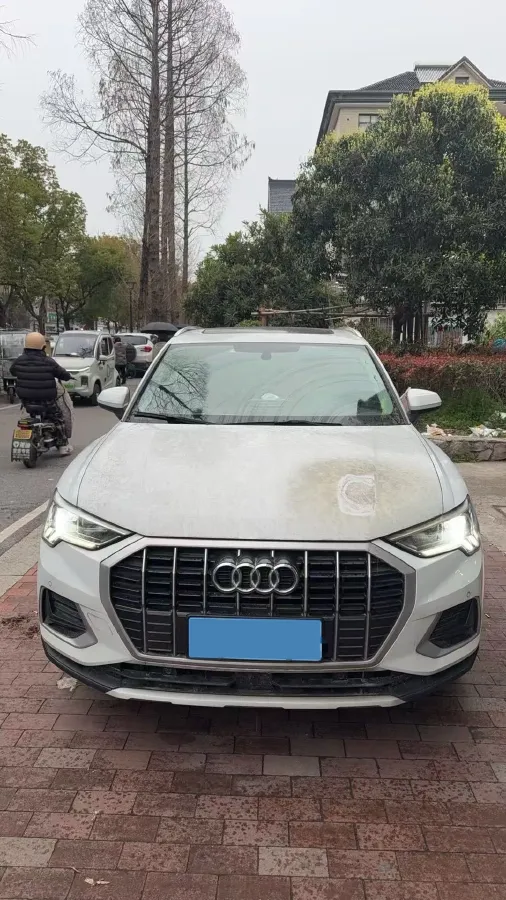 2022 Audi Q3 1.4T 150HP L4 7DCT,autocango,china used car exporter,china ev exporter,chinese used car exporter,chinese used ev exporter