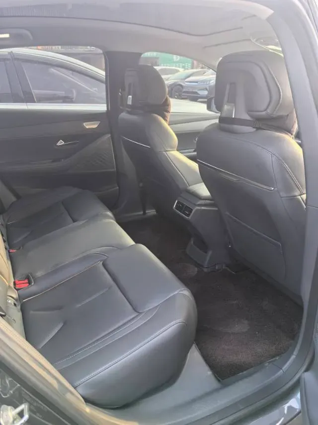 2022 DongFeng Forthing LingZhi EV BEV 68.4KWH,autocango,china used car exporter,china ev exporter,chinese used car exporter,chinese used ev exporter