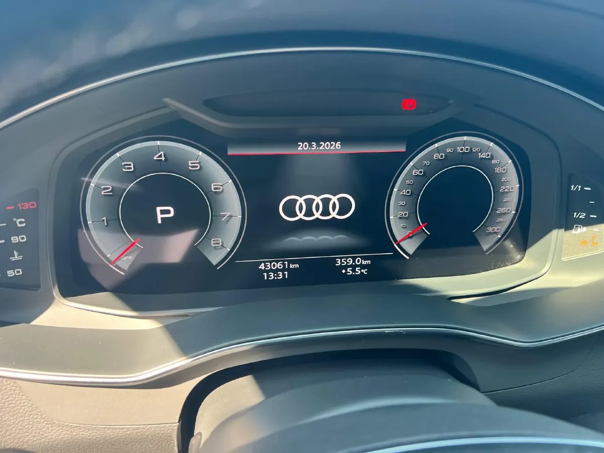 2023 Audi A6L 2.0T 245HP L4 7DCT,autocango,china used car exporter,china ev exporter,chinese used car exporter,chinese used ev exporter