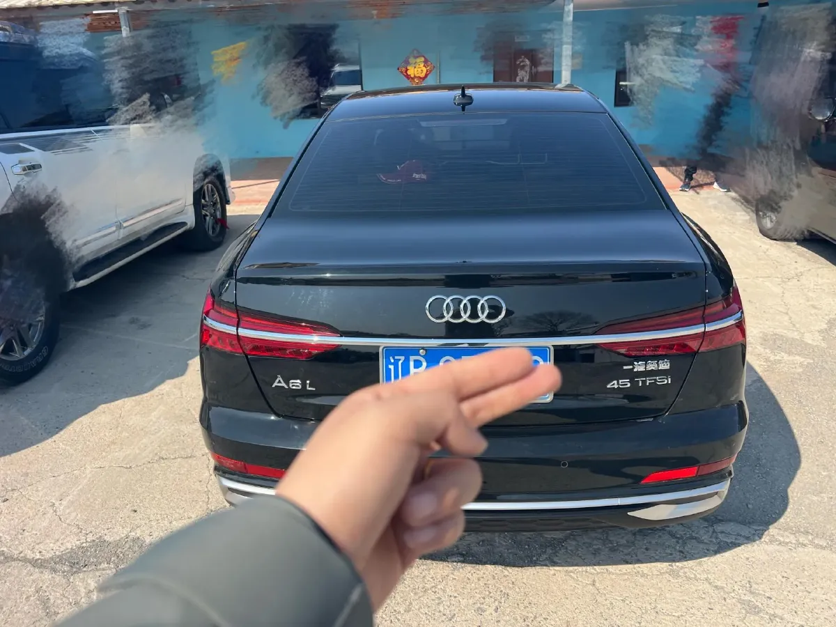 2023 Audi A6L 2.0T 245HP L4 7DCT,autocango,china used car exporter,china ev exporter,chinese used car exporter,chinese used ev exporter
