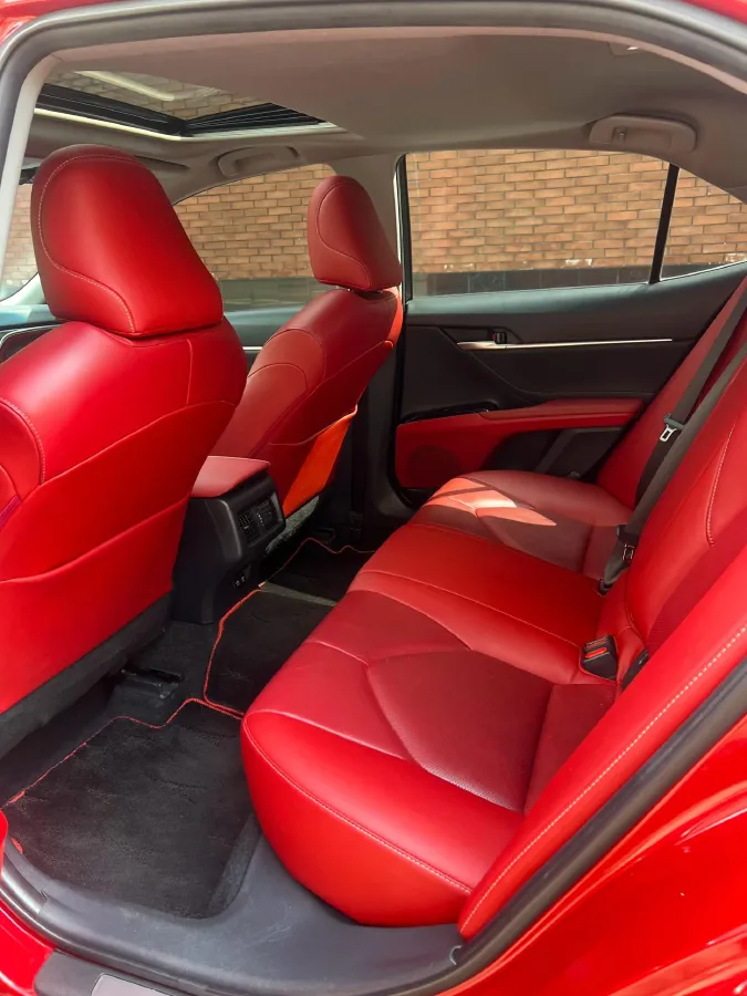 2019 Toyota Camry 2.5L 209HP L4 8AT,autocango,china used car exporter,china ev exporter,chinese used car exporter,chinese used ev exporter