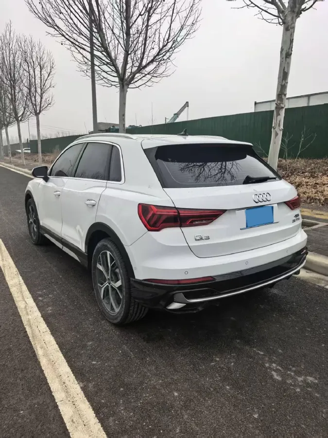 2024 Audi Q3 1.5T 160HP L4 7DCT,autocango,china used car exporter,china ev exporter,chinese used car exporter,chinese used ev exporter