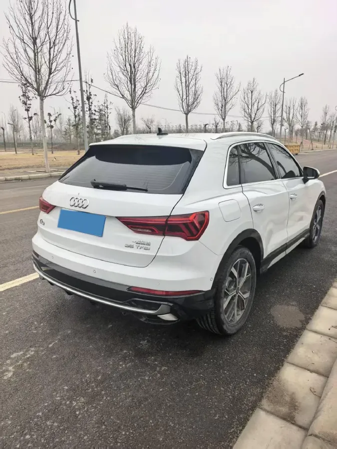 2024 Audi Q3 1.5T 160HP L4 7DCT,autocango,china used car exporter,china ev exporter,chinese used car exporter,chinese used ev exporter