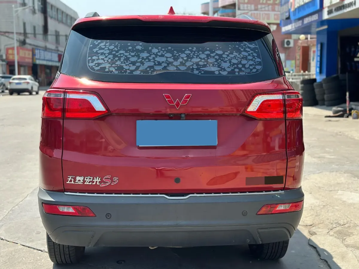 2019 WuLing HongGuang S3 1.5L 99HP L4 6MT,autocango,china used car exporter,china ev exporter,chinese used car exporter,chinese used ev exporter