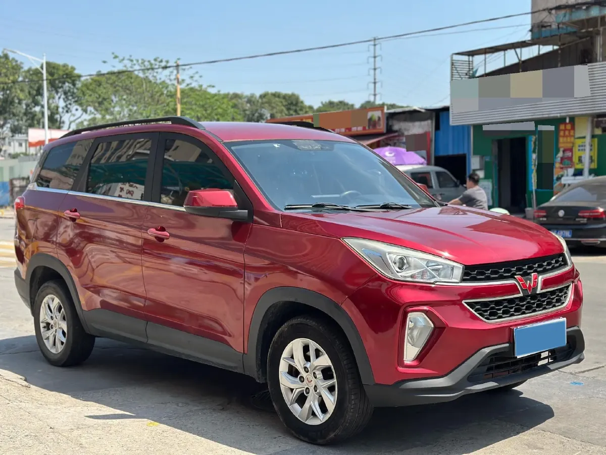 2019 WuLing HongGuang S3 1.5L 99HP L4 6MT,autocango,china used car exporter,china ev exporter,chinese used car exporter,chinese used ev exporter