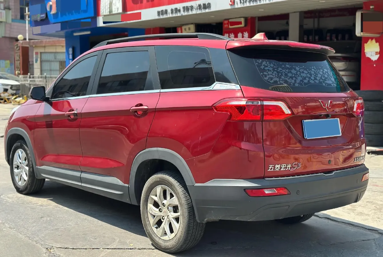 2019 WuLing HongGuang S3 1.5L 99HP L4 6MT,autocango,china used car exporter,china ev exporter,chinese used car exporter,chinese used ev exporter