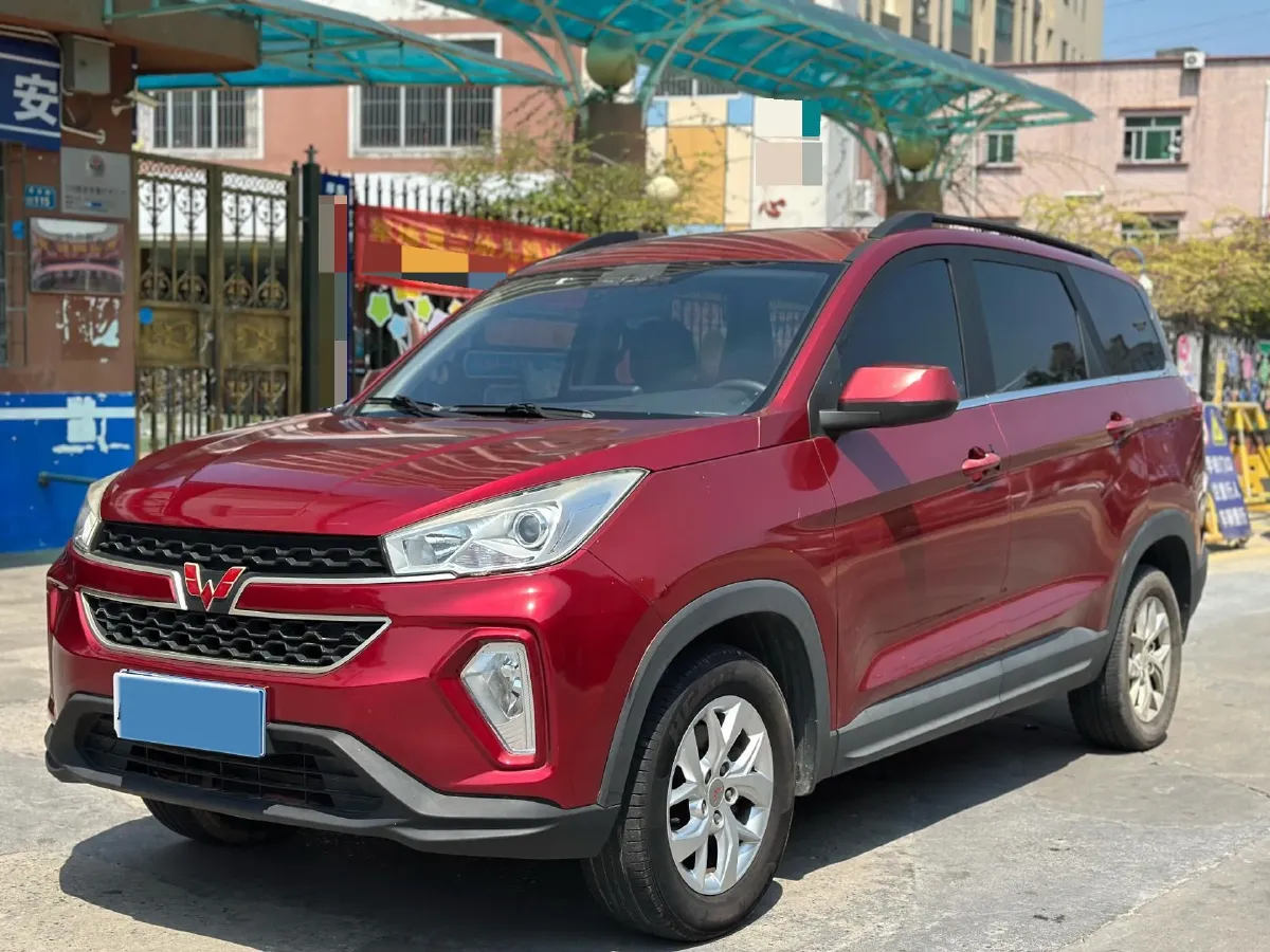 2019 WuLing HongGuang S3 1.5L 99HP L4 6MT,autocango,china used car exporter,china ev exporter,chinese used car exporter,chinese used ev exporter