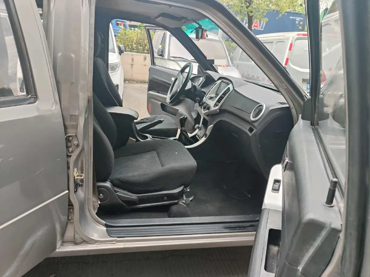 2017 Foday Lion F16 2.2L 112HP L4 5MT,autocango,china used car exporter,china ev exporter,chinese used car exporter,chinese used ev exporter