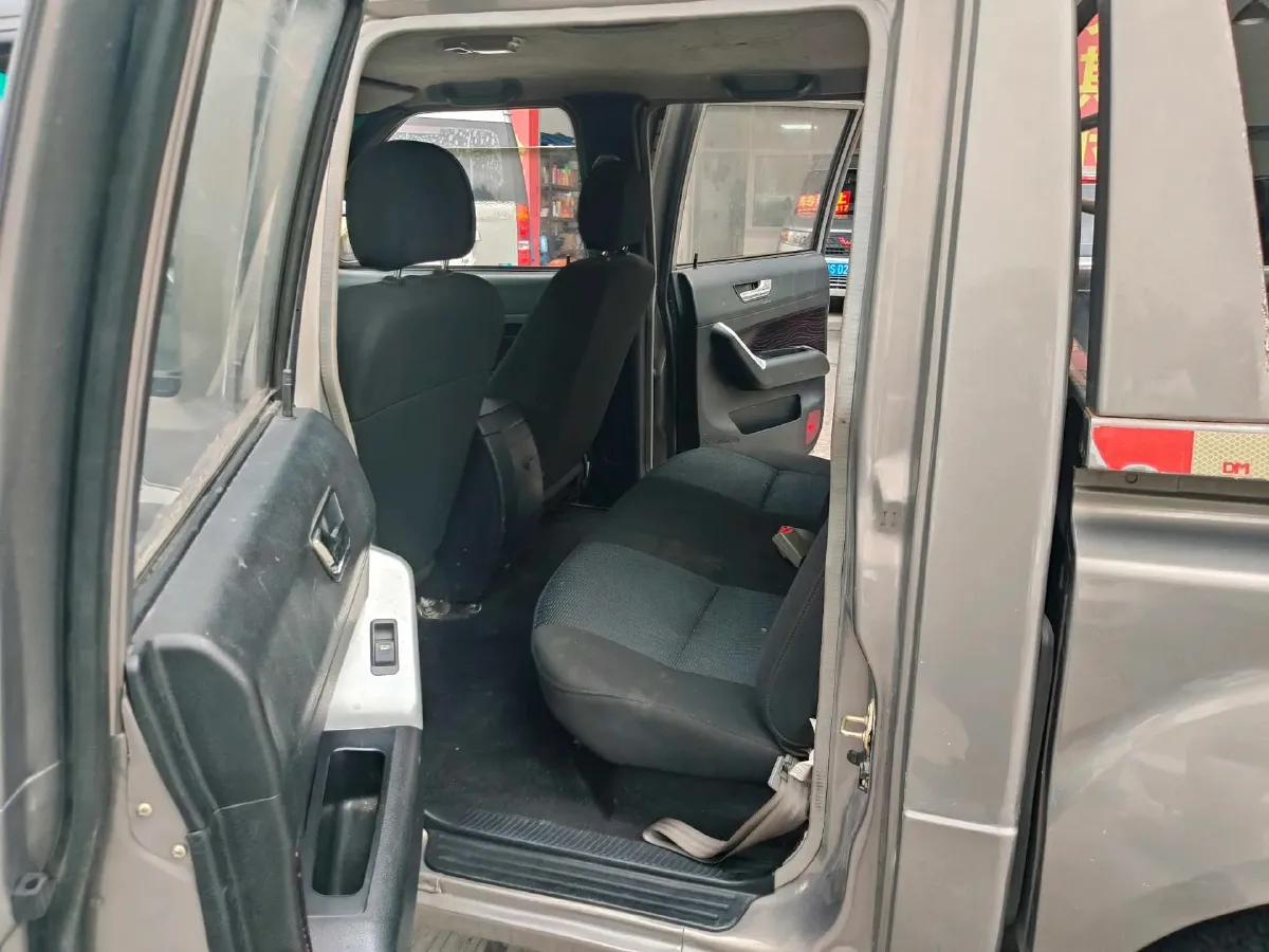 2017 Foday Lion F16 2.2L 112HP L4 5MT,autocango,china used car exporter,china ev exporter,chinese used car exporter,chinese used ev exporter