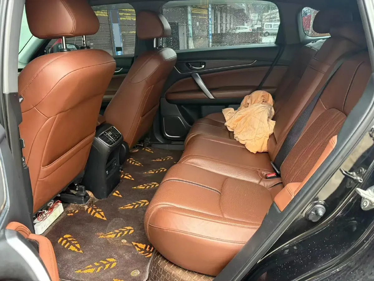 2020 Honda UR-V 2.0T 272HP L4 9AT,autocango,china used car exporter,china ev exporter,chinese used car exporter,chinese used ev exporter