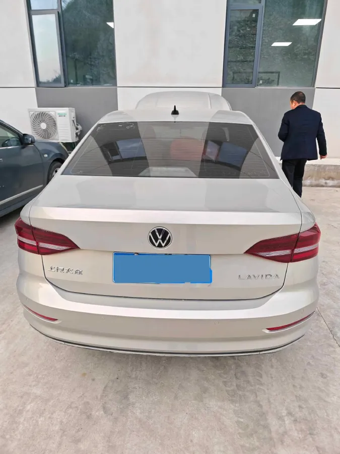 2021 Volkswagen Lavida 1.5L 113HP L4 6AT,autocango,china used car exporter,china ev exporter,chinese used car exporter,chinese used ev exporter