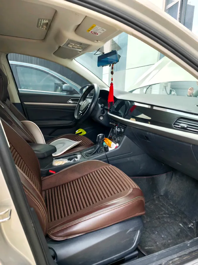 2021 Volkswagen Lavida 1.5L 113HP L4 6AT,autocango,china used car exporter,china ev exporter,chinese used car exporter,chinese used ev exporter