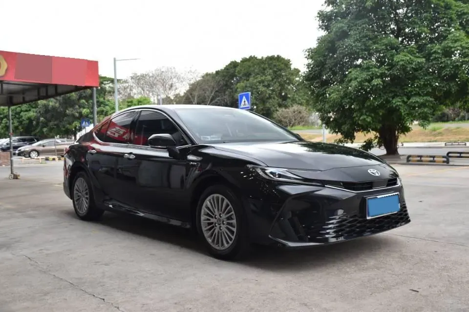 2024 Toyota Camry 2.0L 152HP L4 E-CVT Hybrid,autocango,china used car exporter,china ev exporter,chinese used car exporter,chinese used ev exporter