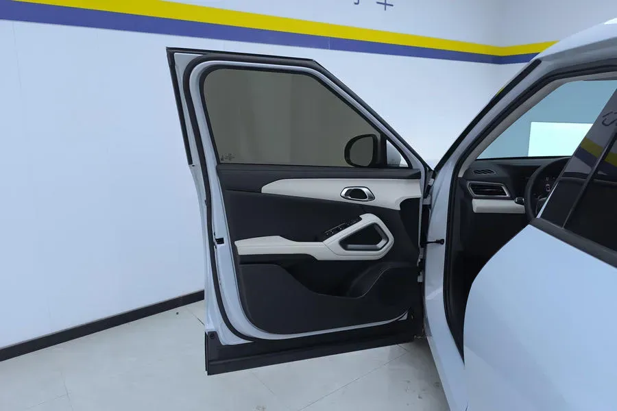 2024 BYD YuanUP BEV 45.12KWH,autocango,china used car exporter,china ev exporter,chinese used car exporter,chinese used ev exporter