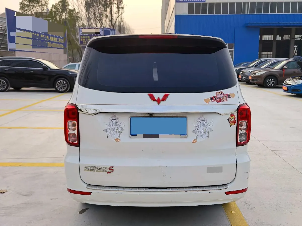 2021 WuLing RongGuang New Truck 1.5L 99HP L4 5MT,autocango,china used car exporter,china ev exporter,chinese used car exporter,chinese used ev exporter