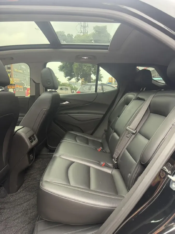 2021 Chevrolet Equinox 1.5T 169HP L4 6AT,autocango,china used car exporter,china ev exporter,chinese used car exporter,chinese used ev exporter