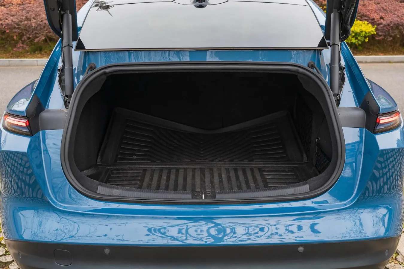 2022 JunTian HeiWuShi Youth 2.0T 203HP L4 6AT,autocango,china used car exporter,china ev exporter,chinese used car exporter,chinese used ev exporter