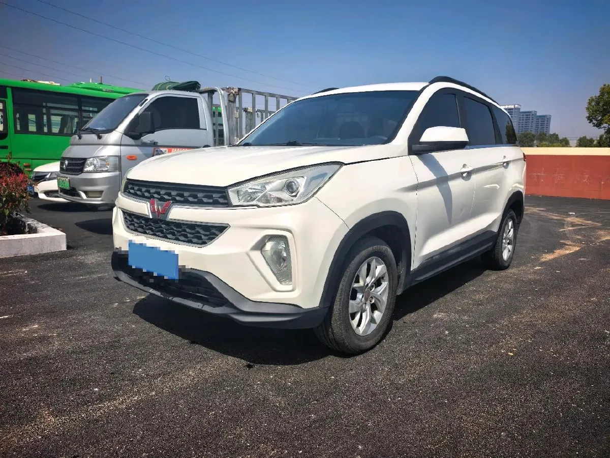2018 WuLing HongGuang S3 1.5L 112HP L4 6MT,autocango,china used car exporter,china ev exporter,chinese used car exporter,chinese used ev exporter